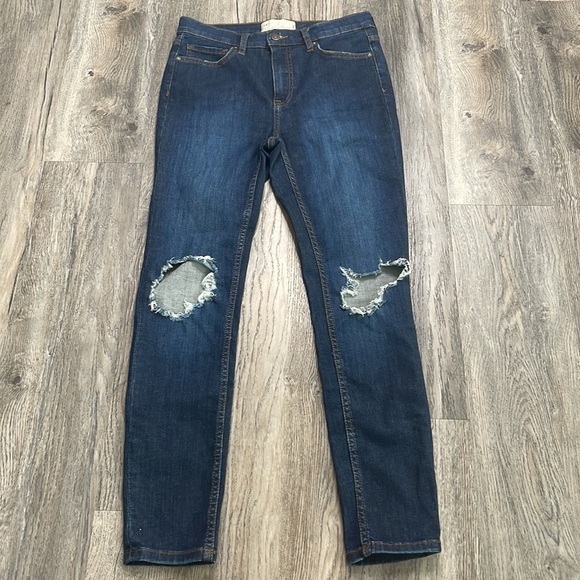 Free People High Rise Skinny Jeans, 61855-16515125, distressed, size 28 - Picture 5 of 9